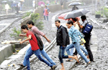 Over 2,000 deaths on train tracks in Mumbai in less than 8 months